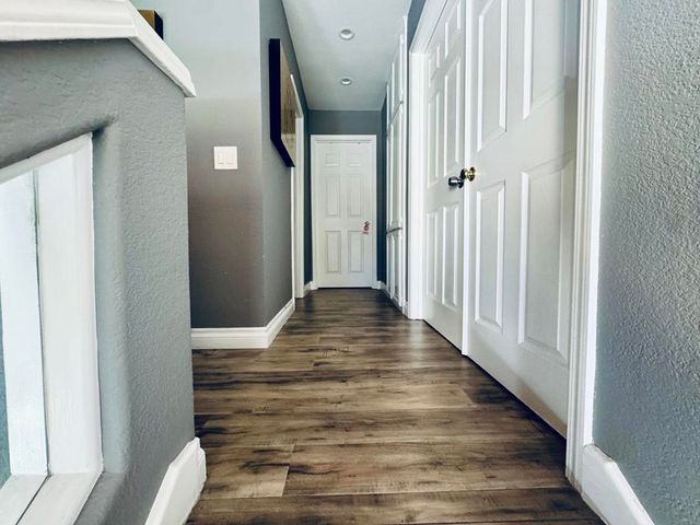 2518 N Tustin Avenue E, Santa Ana, CA 92705