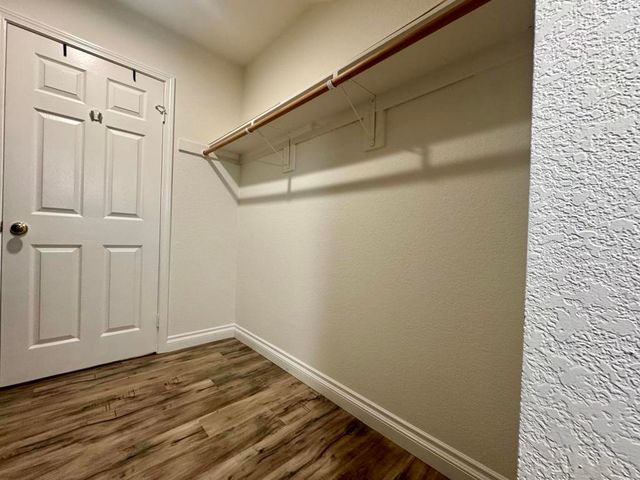 2518 N Tustin Avenue E, Santa Ana, CA 92705