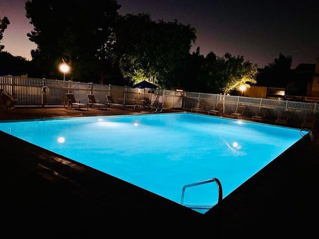 2518 N Tustin Avenue E, Santa Ana, CA 92705