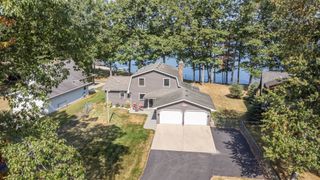 11784 S Shore Drive, Lake, MI 48632