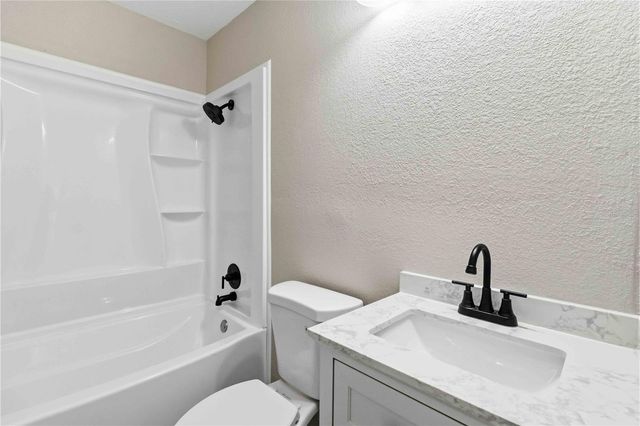 1517 W RIVER SHORE WAY, Tampa, FL 33603