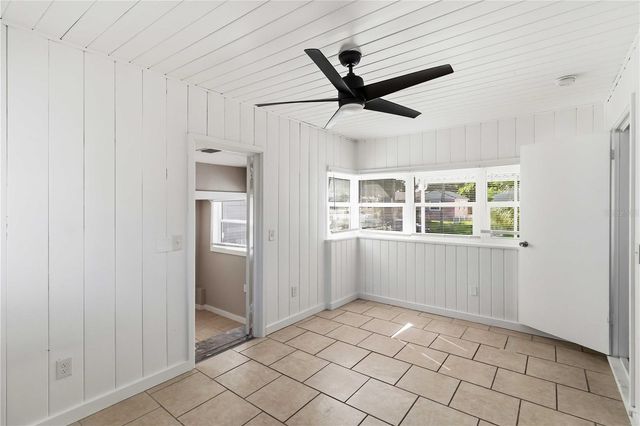 1517 W RIVER SHORE WAY, Tampa, FL 33603