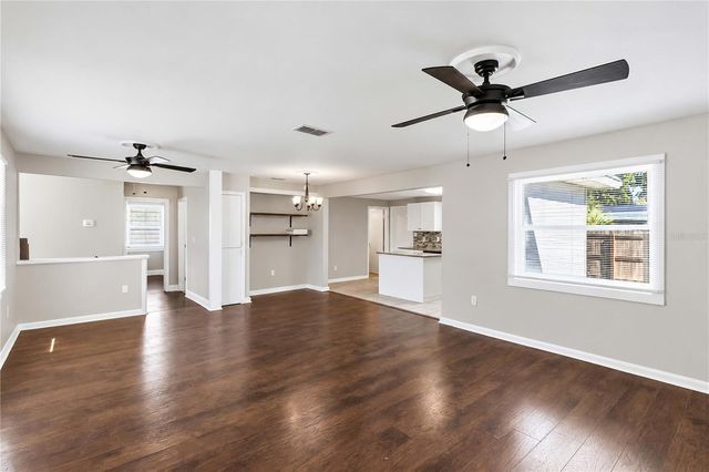 1517 W RIVER SHORE WAY, Tampa, FL 33603