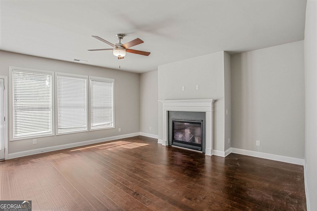 149 Fieldbrook Crossing, Holly Springs, GA 30115 — photo 3