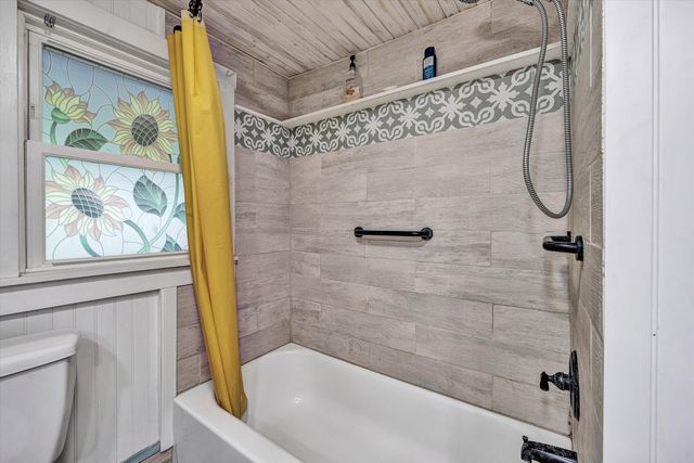 3913 Saul LN, Roanoke, VA 24014