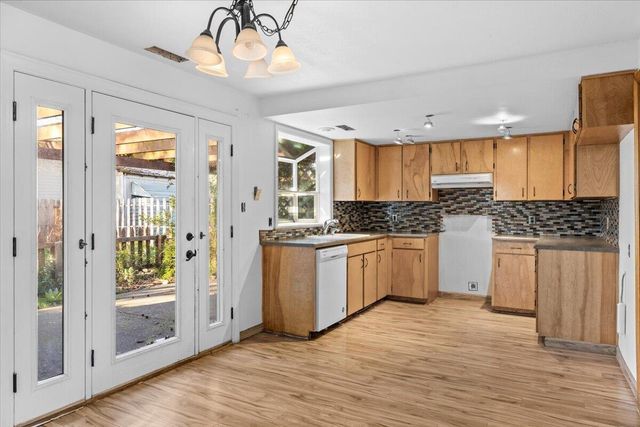 338 Joseph Street, Central Point, OR 97502