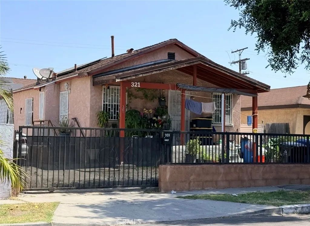 321 E 101st, Los Angeles, CA 90003