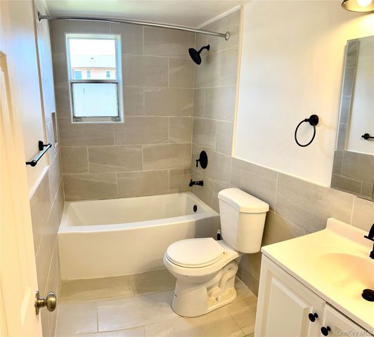 229 Artist Lake Drive, Middle Island, NY 11953