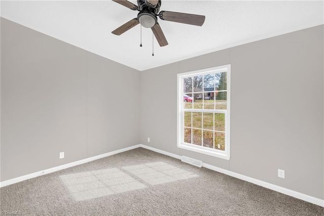 104 N 8th Avenue, Mayodan, NC 27027