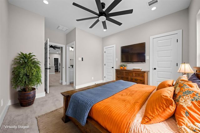 929 Green Meadow Lane B, Houston, TX 77091