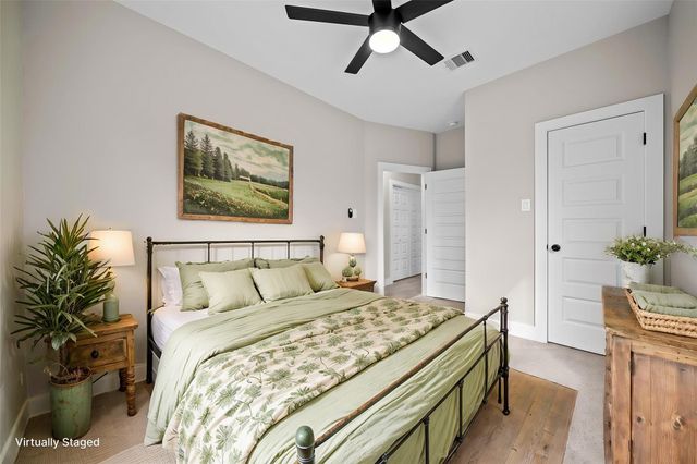 929 Green Meadow Lane B, Houston, TX 77091