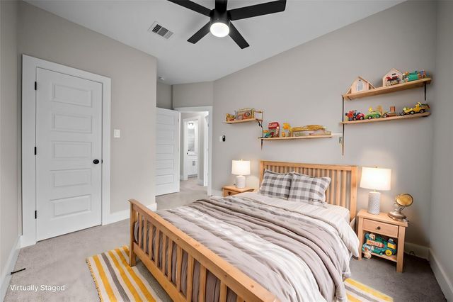 929 Green Meadow Lane B, Houston, TX 77091