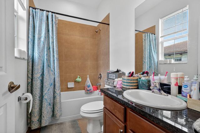 2705 SW 119th Way, Miramar, FL 33025