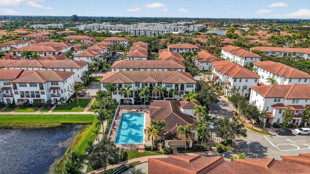 2705 SW 119th Way, Miramar, FL 33025