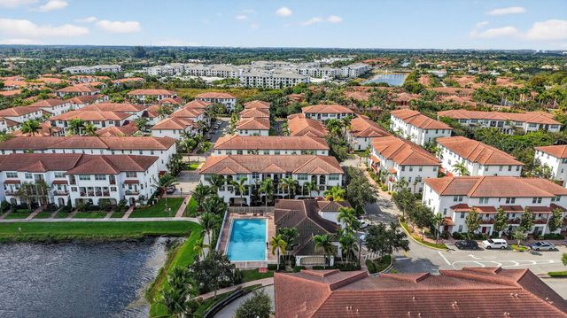 2705 SW 119th Way, Miramar, FL 33025