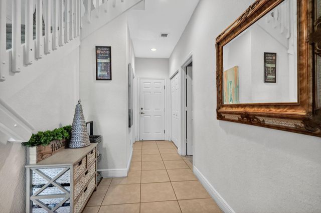 2705 SW 119th Way, Miramar, FL 33025