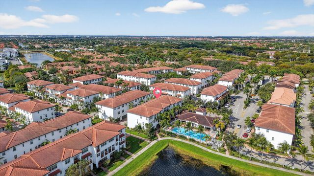 2705 SW 119th Way, Miramar, FL 33025