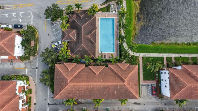 2705 SW 119th Way, Miramar, FL 33025