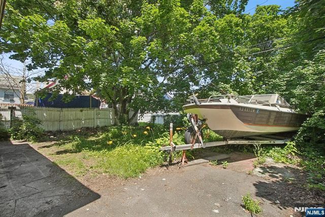 29 White Terrace, Newark, NJ 07108