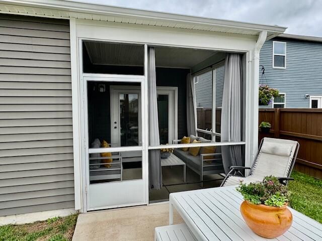 280 W Bradford Pointe Drive, Summerville, SC 29486