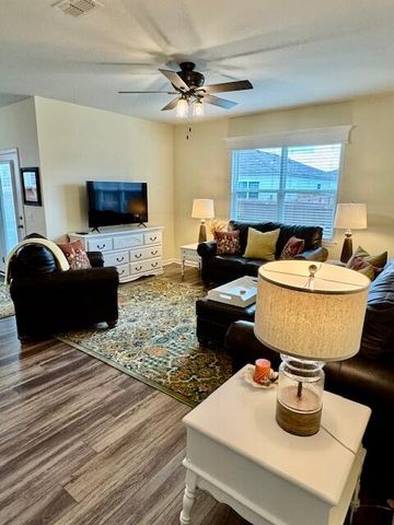 280 W Bradford Pointe Drive, Summerville, SC 29486