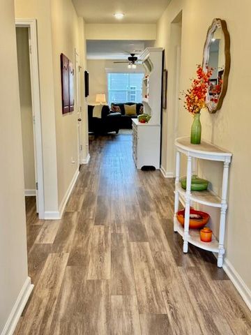 280 W Bradford Pointe Drive, Summerville, SC 29486