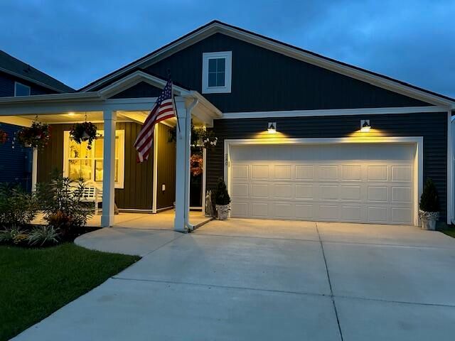 280 W Bradford Pointe Drive, Summerville, SC 29486