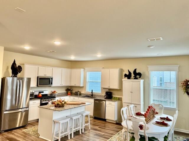 280 W Bradford Pointe Drive, Summerville, SC 29486