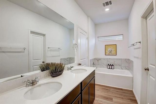 171 Santa Julia, Kyle, TX 78640