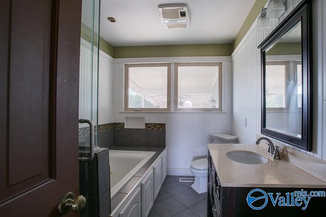 28668 Thach Road, Athens, AL 35613