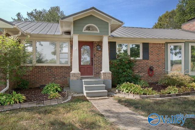 28668 Thach Road, Athens, AL 35613