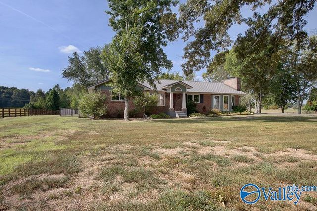 28668 Thach Road, Athens, AL 35613