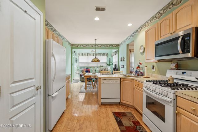 27 Sunrise Bay Boulevard, Little Egg Harbor, NJ 08087