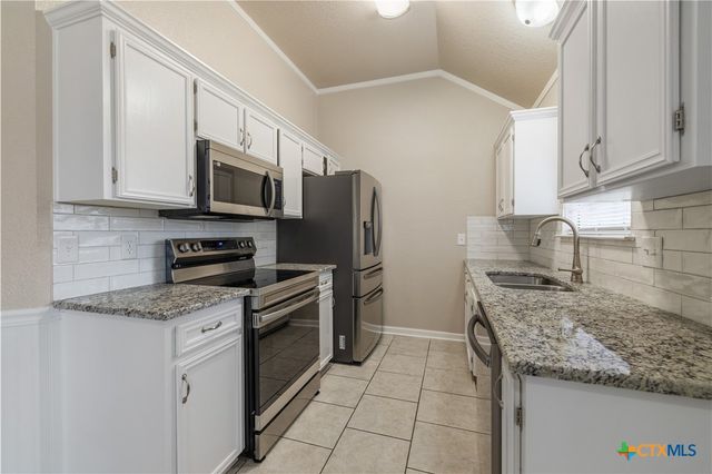 412 Silver Creek Drive, Harker Heights, TX 76548