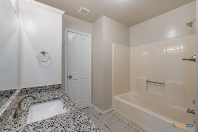 412 Silver Creek Drive, Harker Heights, TX 76548