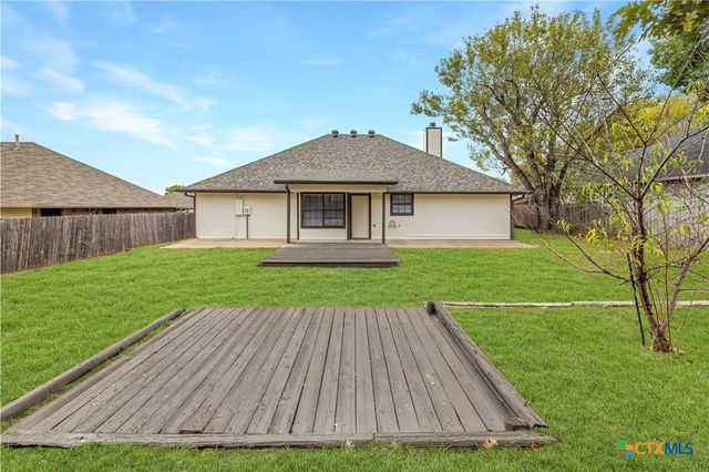 412 Silver Creek Drive, Harker Heights, TX 76548