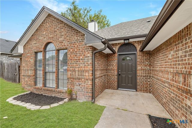 412 Silver Creek Drive, Harker Heights, TX 76548