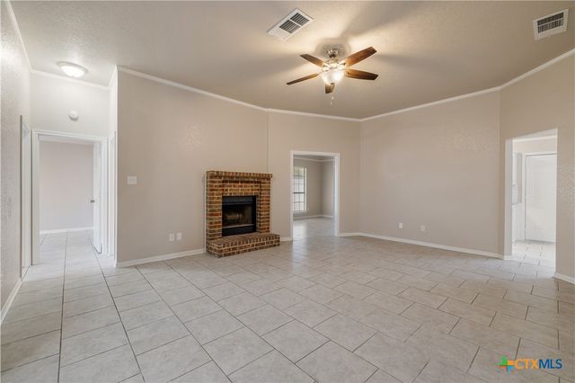 412 Silver Creek Drive, Harker Heights, TX 76548