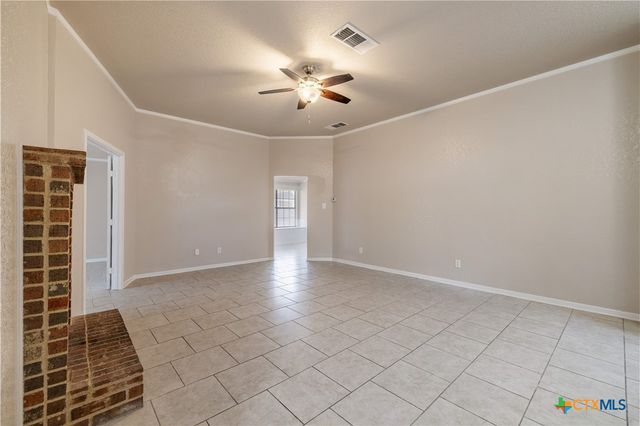 412 Silver Creek Drive, Harker Heights, TX 76548