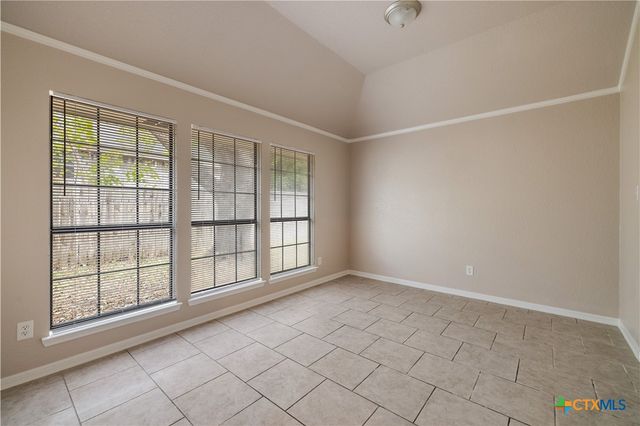 412 Silver Creek Drive, Harker Heights, TX 76548