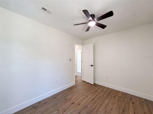 561 YALE ROAD, Venice, FL 34293