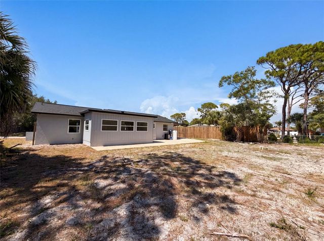 561 YALE ROAD, Venice, FL 34293