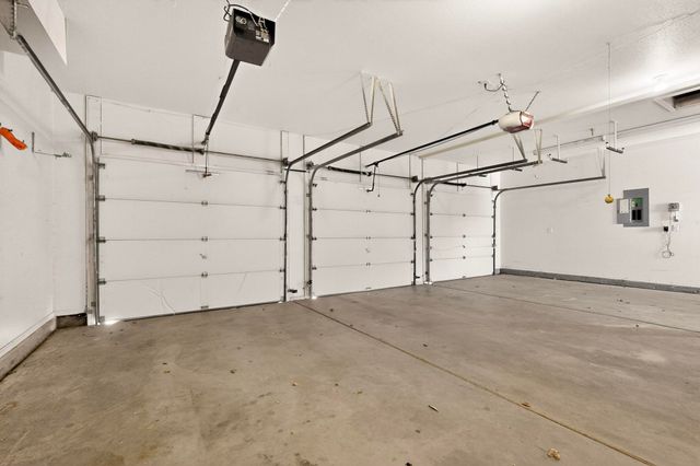 10319 Cedar Springs Place NW, Albuquerque, NM 87114