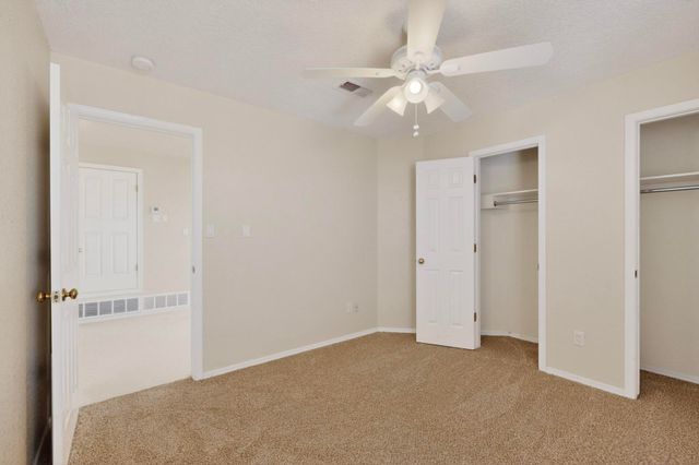 10319 Cedar Springs Place NW, Albuquerque, NM 87114