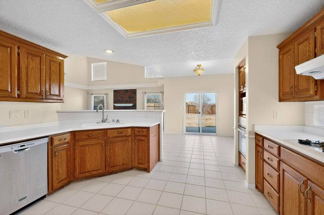 10319 Cedar Springs Place NW, Albuquerque, NM 87114