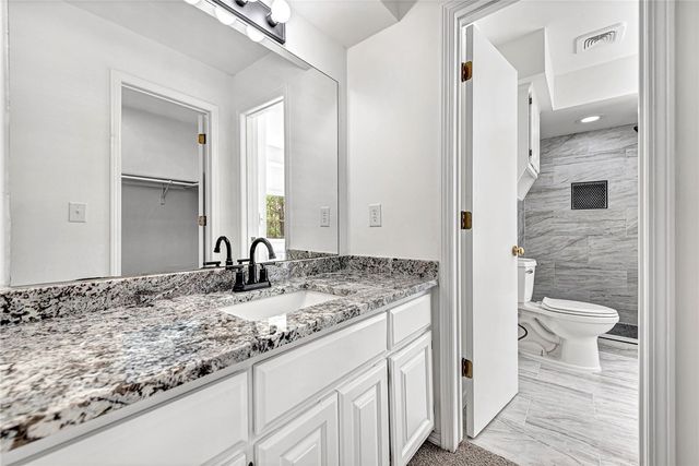 9 Wantage Lane, Bella Vista, AR 72714