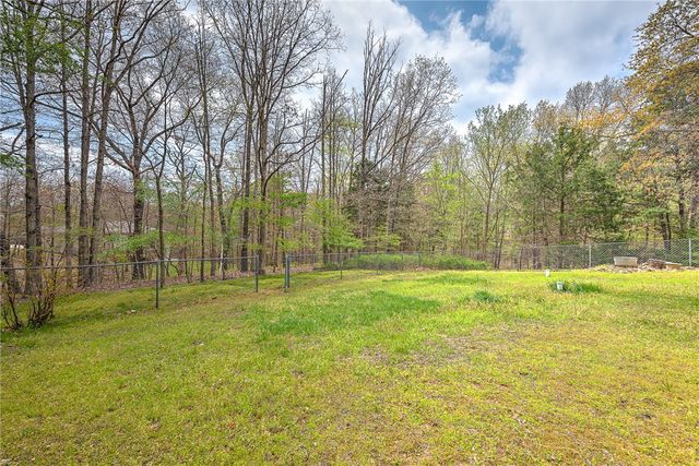 9 Wantage Lane, Bella Vista, AR 72714