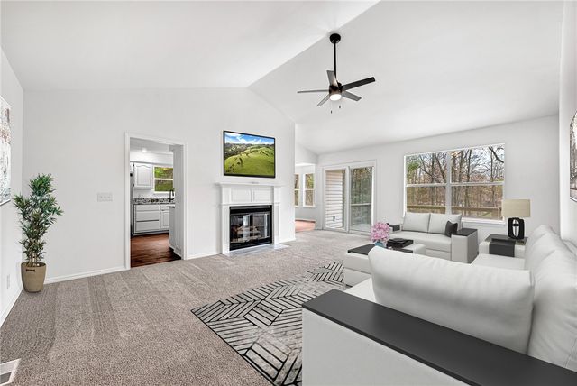 9 Wantage Lane, Bella Vista, AR 72714