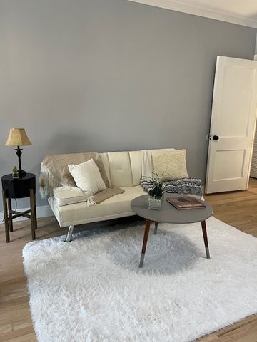 3124 N 76th Avenue, Elmwood Park, IL 60707