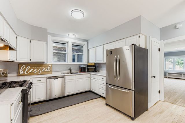 3124 N 76th Avenue, Elmwood Park, IL 60707